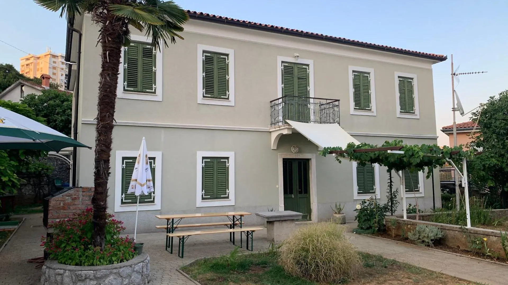 Studio Apartment Rijeka Zamet 500M From Sea And Free Parking Chorwacja